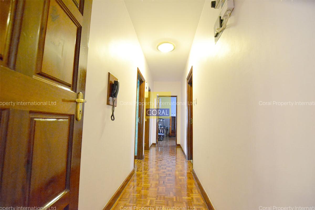 3 Bed Apartment in Rhapta Road - 12