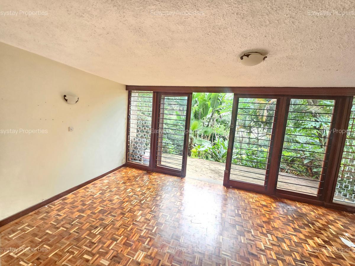 4 Bed Townhouse with Garden in Kilimani - 4