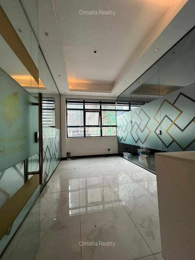 2,200 ft² Commercial Property with Service Charge Included in Westlands Area - 7