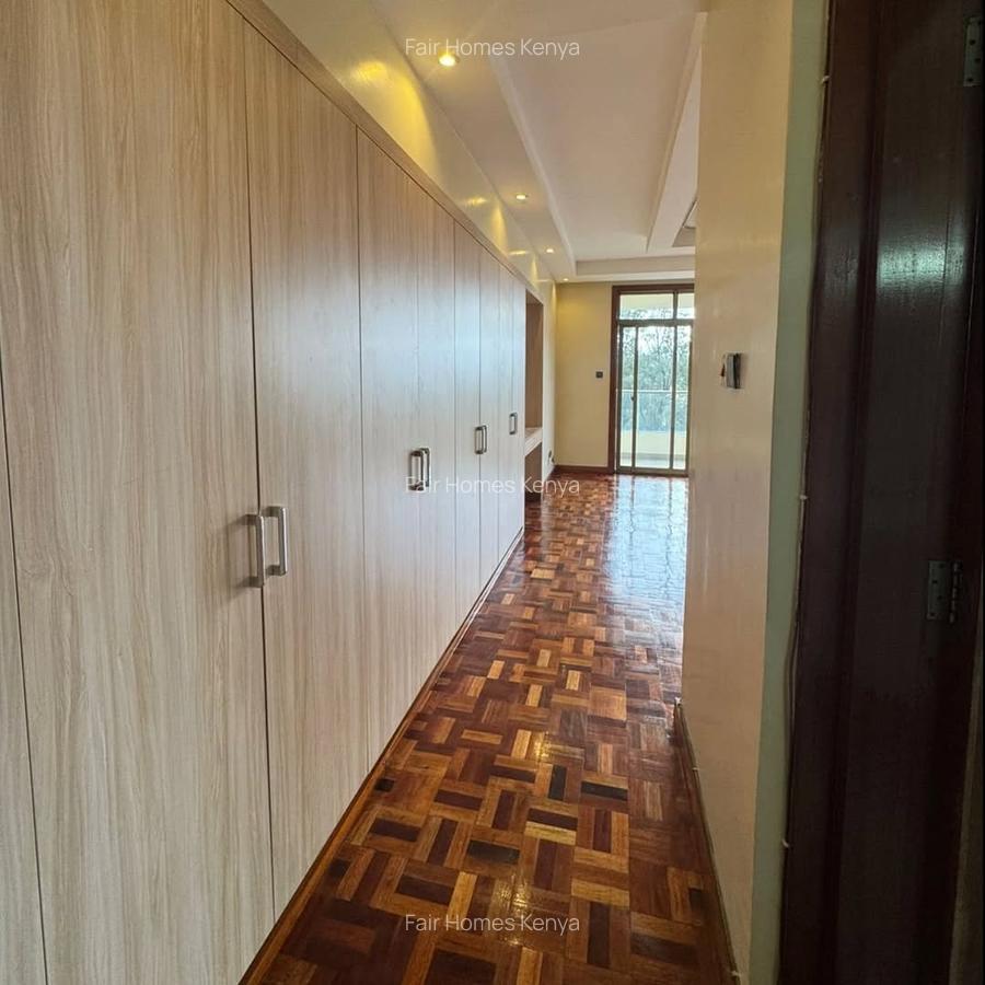 3 Bed Apartment with En Suite at Othaya Road - 14