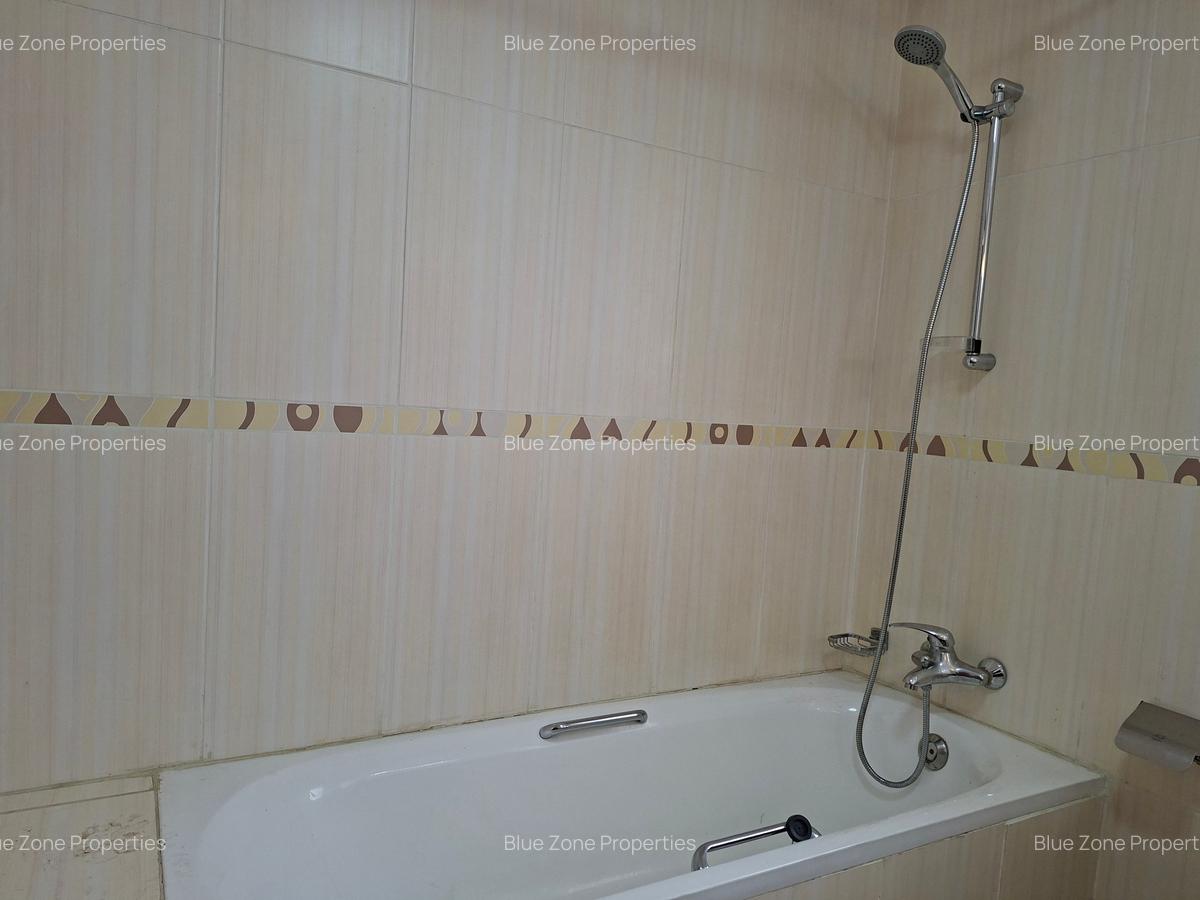 4 Bed Townhouse with En Suite in Muthaiga - 19