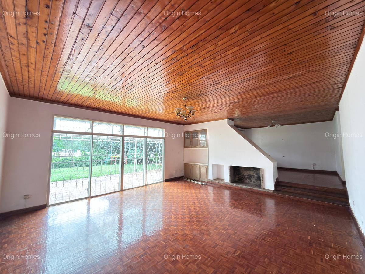 4 Bed House with En Suite at Loresho - 3