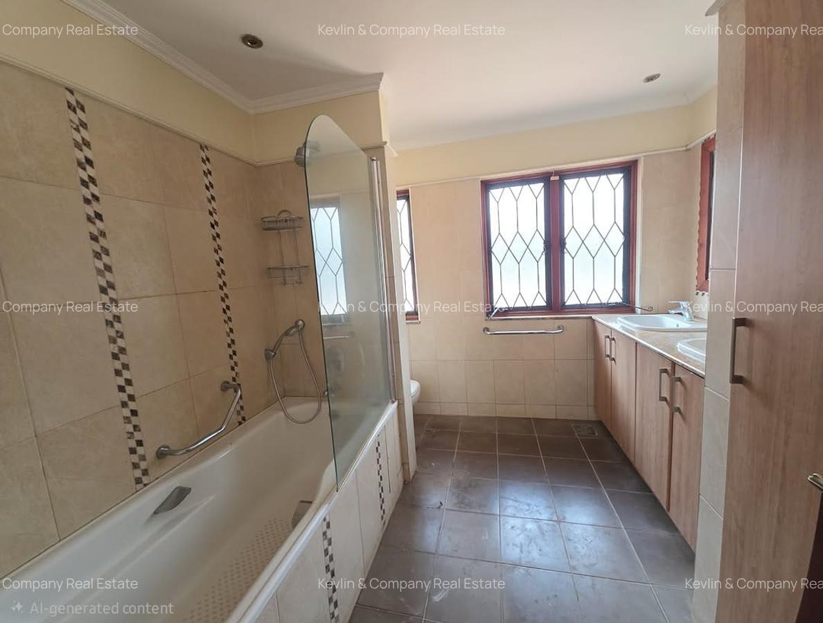 5 Bed Villa with En Suite in Gigiri - 5
