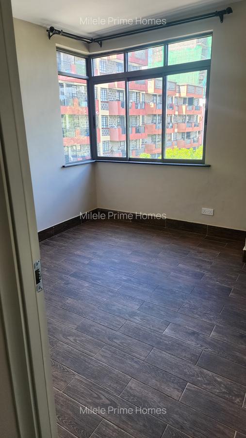 Serviced 3 Bed Apartment with En Suite at Isk - 7