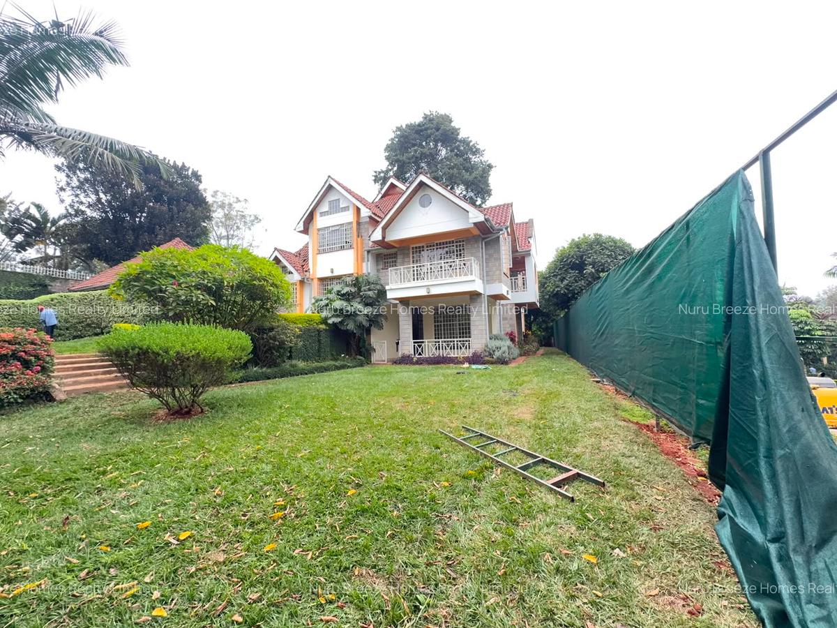 5 Bed Townhouse with En Suite in Kitisuru - 16