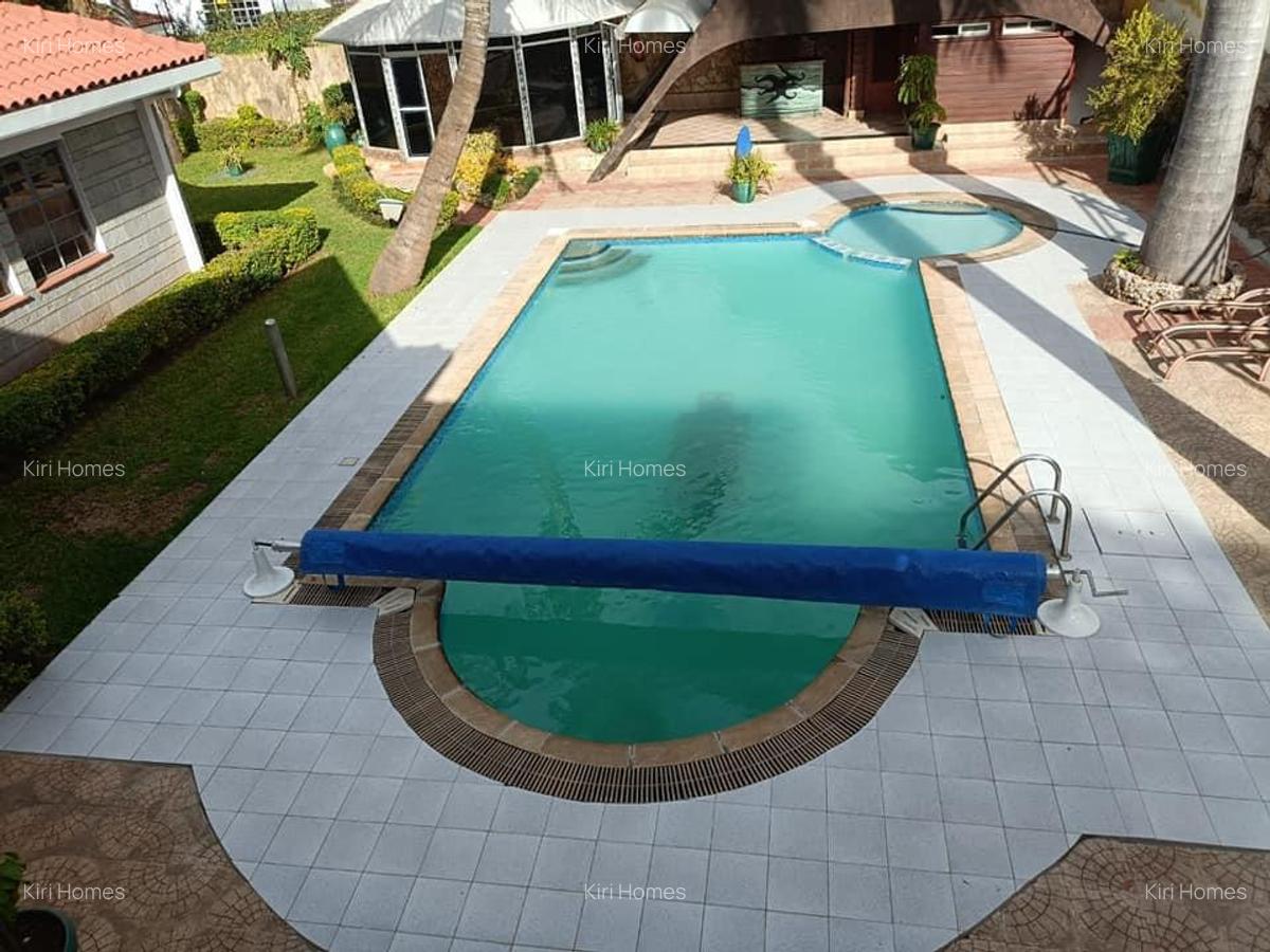 4 Bed Townhouse with En Suite in Runda - 18