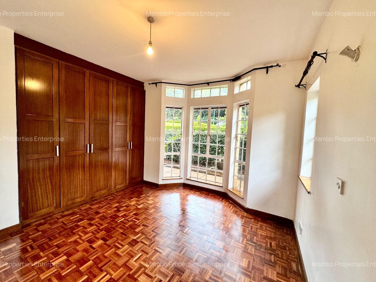 5 Bed Townhouse with En Suite at Off Red Hill Rd - 8