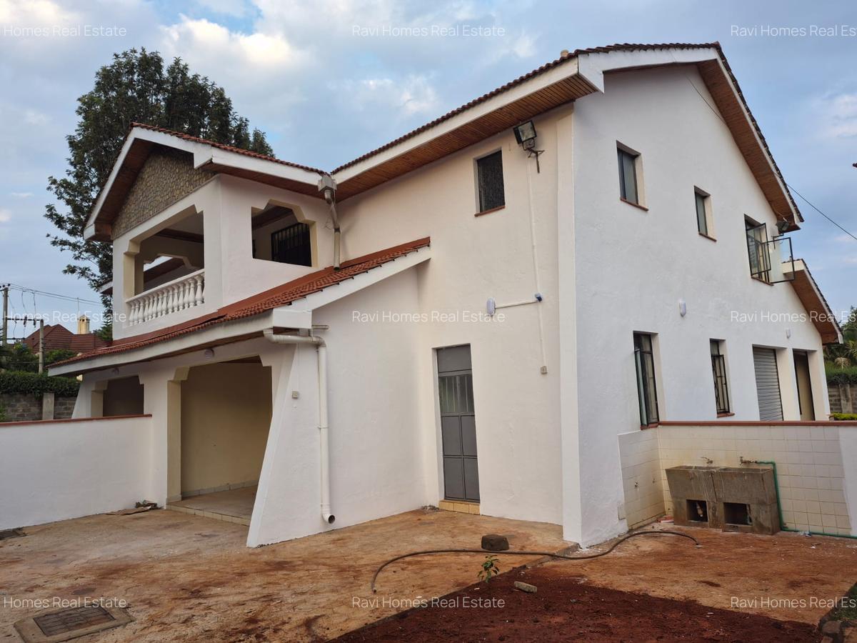 5 Bed Villa with En Suite in Runda - 7