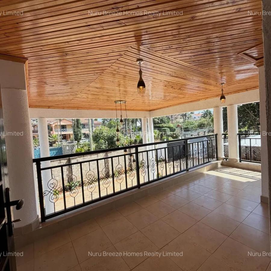 5 Bed House with En Suite in Runda - 10