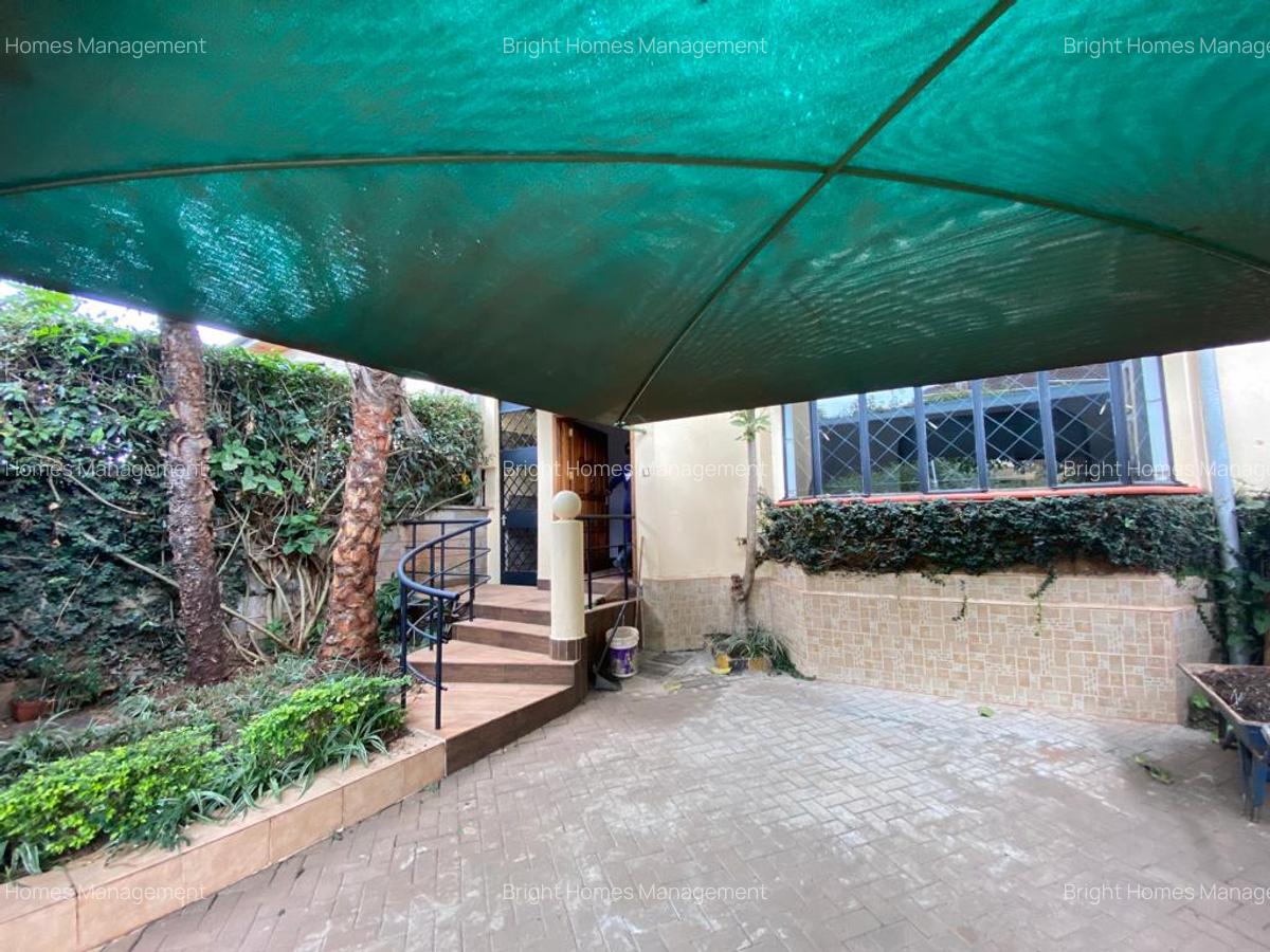 4 Bed Townhouse with En Suite in Lavington - 1