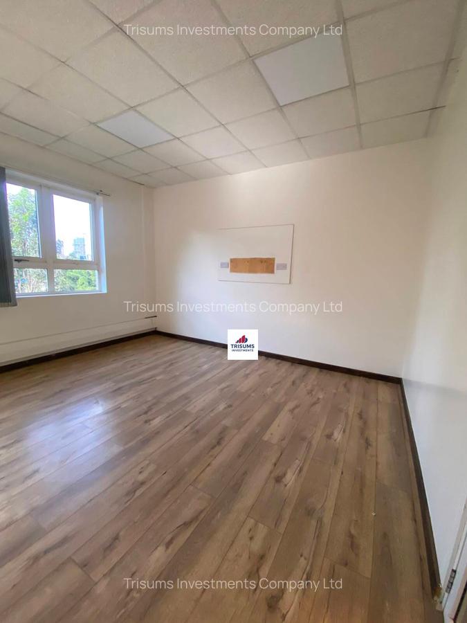 2,500 ft² Commercial Property with Fibre Internet in Riverside - 7