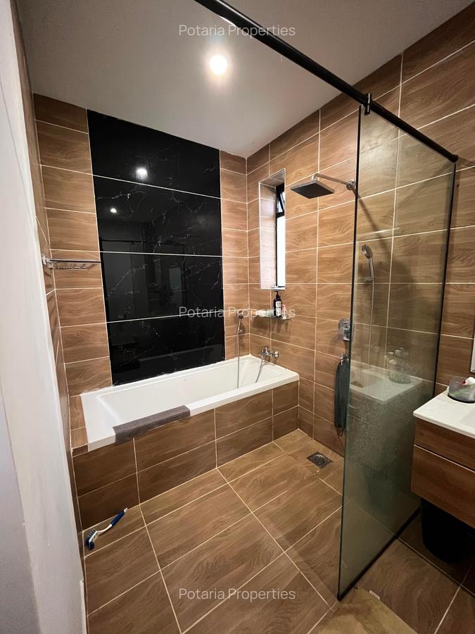 4 Bed Townhouse with En Suite in Kitisuru - 9