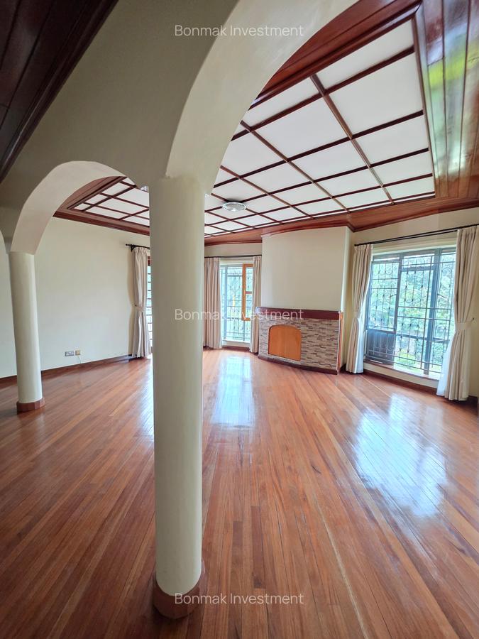 5 Bed House with En Suite at Old Runda. - 9