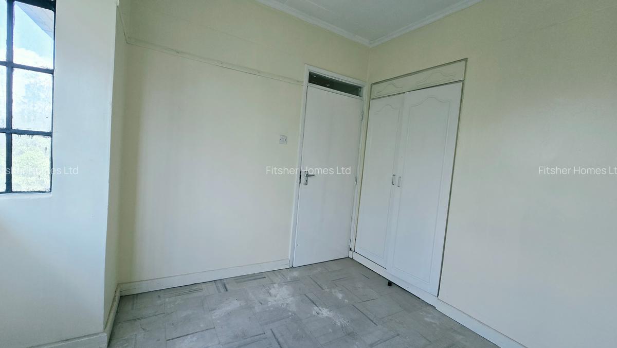 3 Bed Apartment with Borehole in Ngara - 11