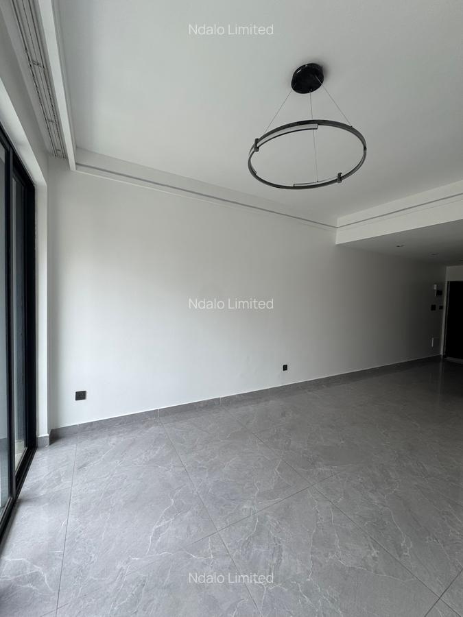 1 Bed Apartment with En Suite at Lavington - 12