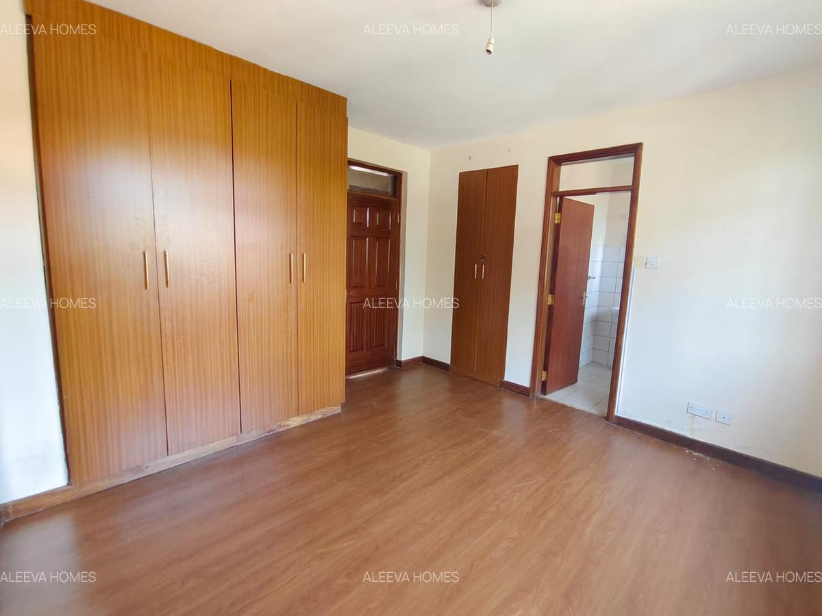 3 Bed Apartment with En Suite in Kilimani - 12