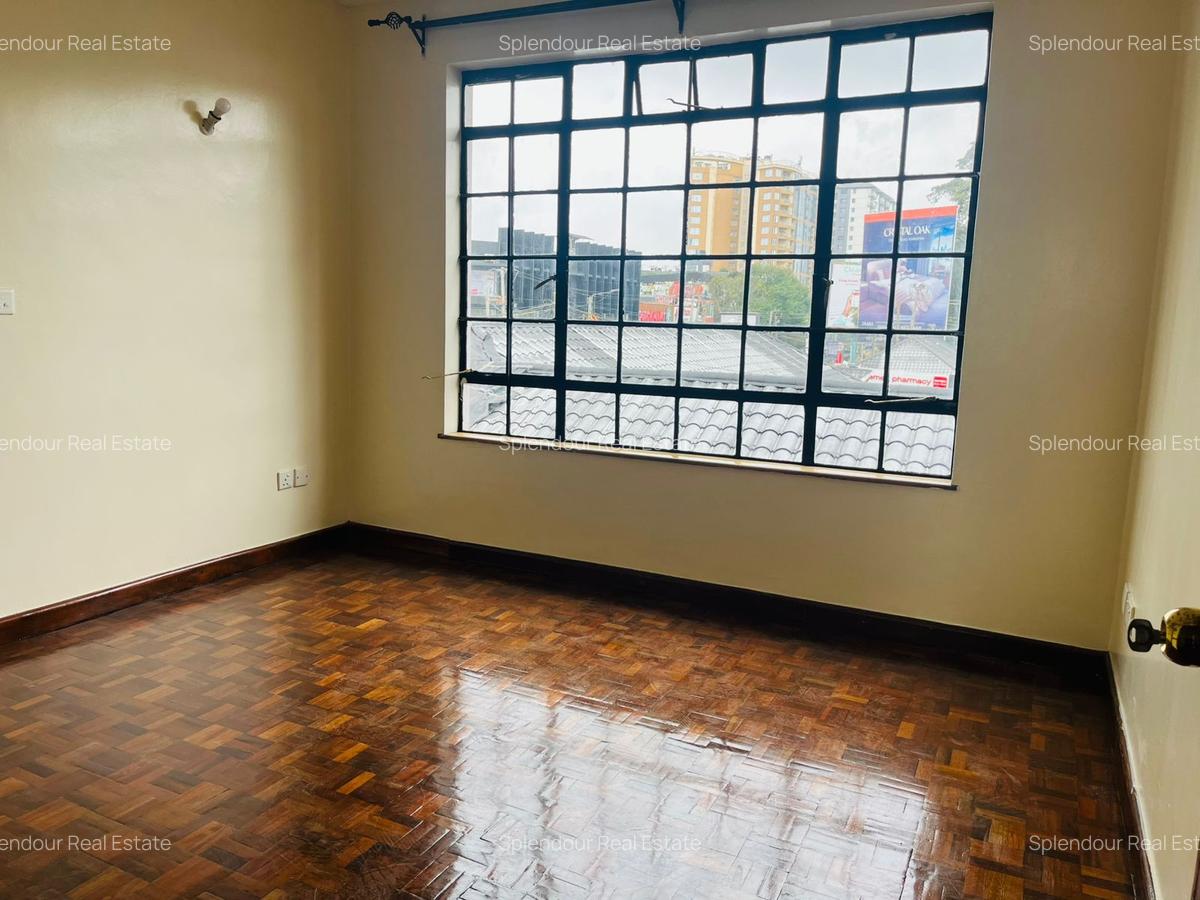 2 Bed Apartment with En Suite in Lavington - 7