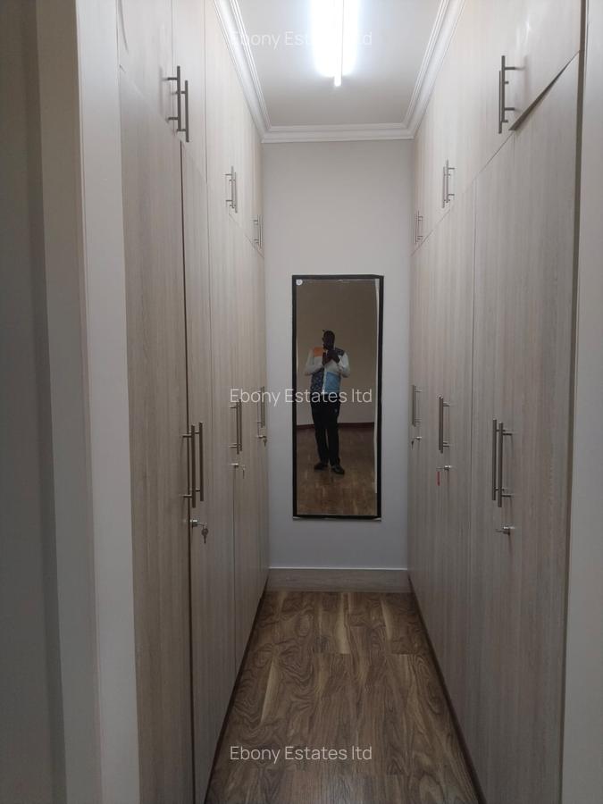 3 Bed Apartment with En Suite in Riverside - 9