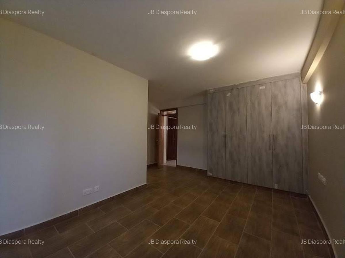 5 Bed Apartment with Swimming Pool in General Mathenge - 7