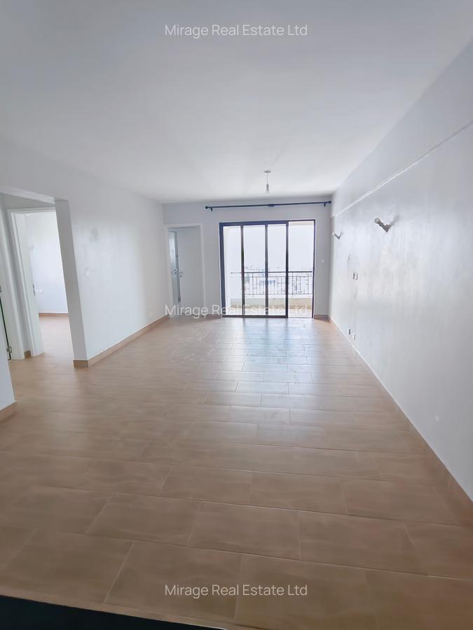 3 Bed Apartment with Swimming Pool in Garden Estate - 13