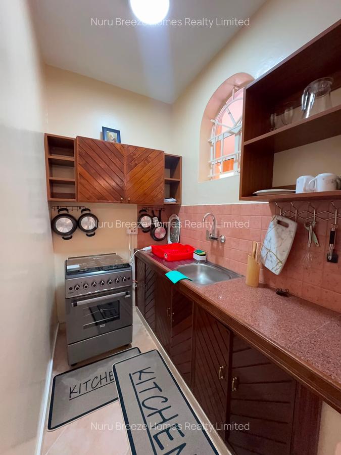 1 Bed House with En Suite in Runda - 3