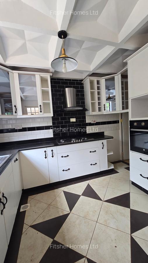 4 Bed House with En Suite in Kiambu Road - 19