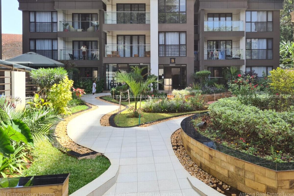 3 Bed Apartment with En Suite at 2026-384 - 1