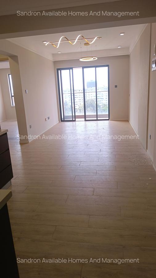 1 Bed Apartment with En Suite in Lavington - 2