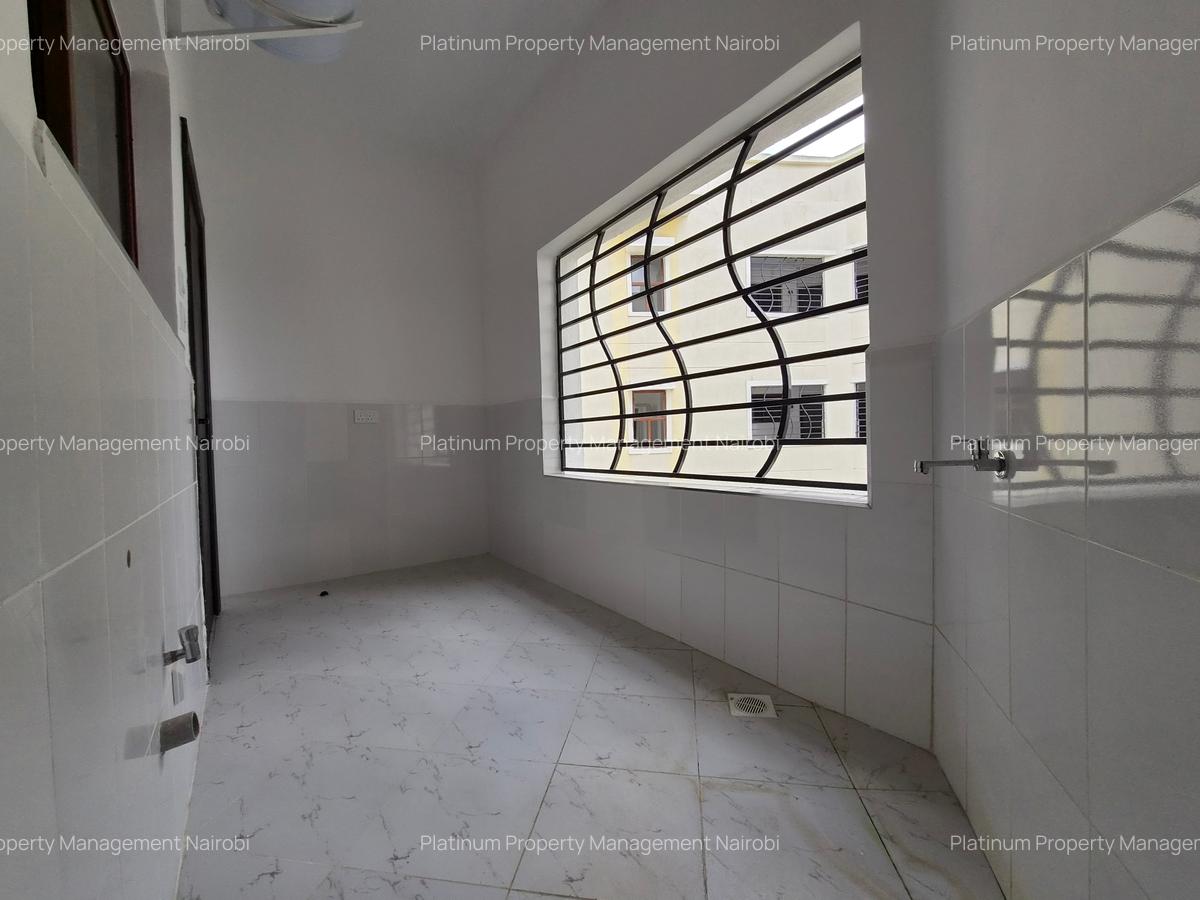 3 Bed Apartment with En Suite at Mandera Rd - 5
