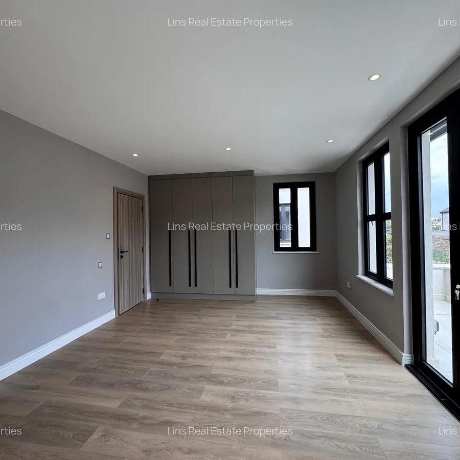 4 Bed Townhouse with En Suite in Runda - 4