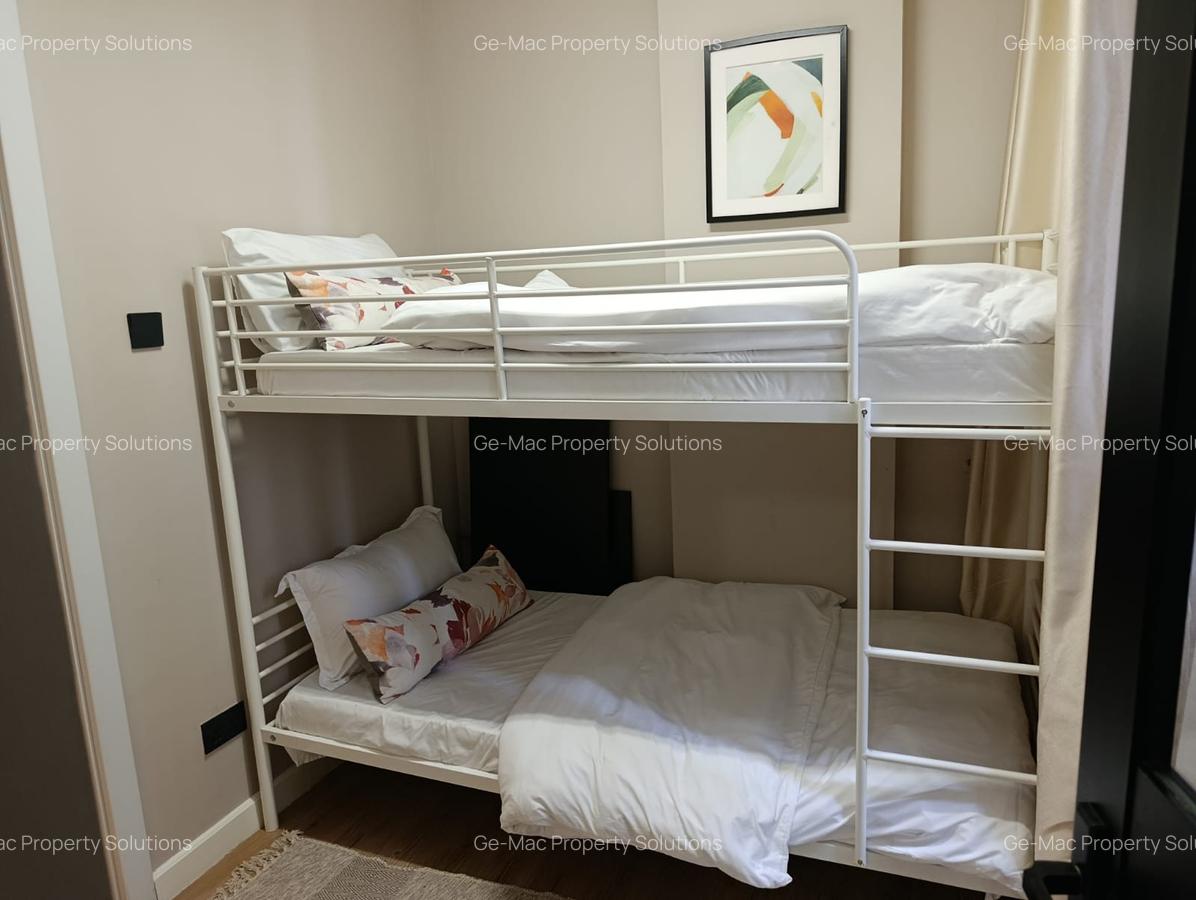 Furnished 3 Bed Apartment with En Suite in Brookside - 11