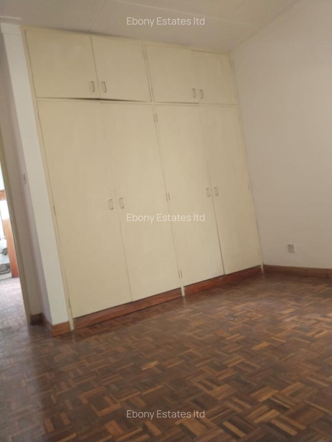 4 Bed Townhouse with En Suite in Lavington - 9