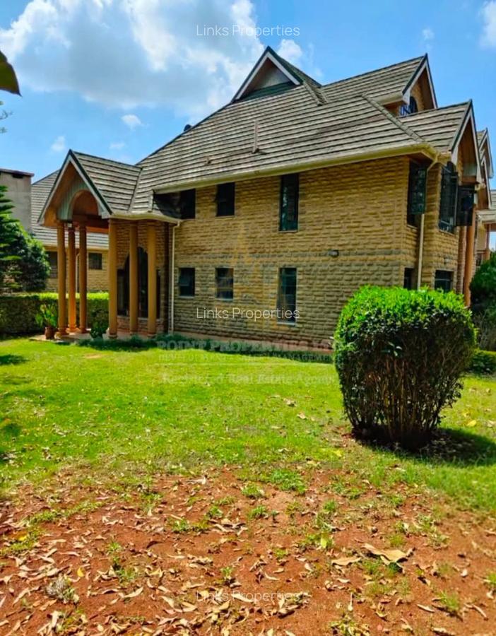 4 Bed Townhouse with En Suite at Kerarapon Road - 4