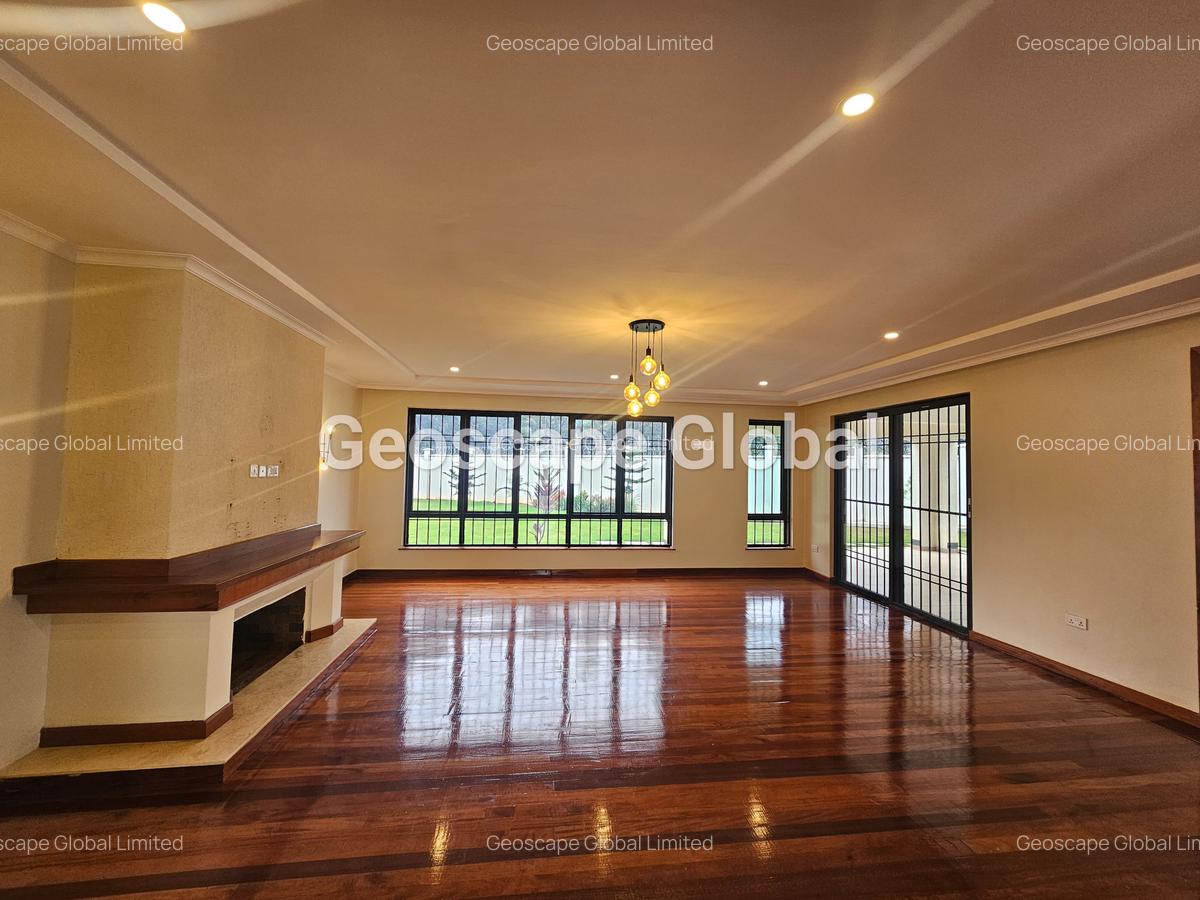 5 Bed House with En Suite in Loresho - 11