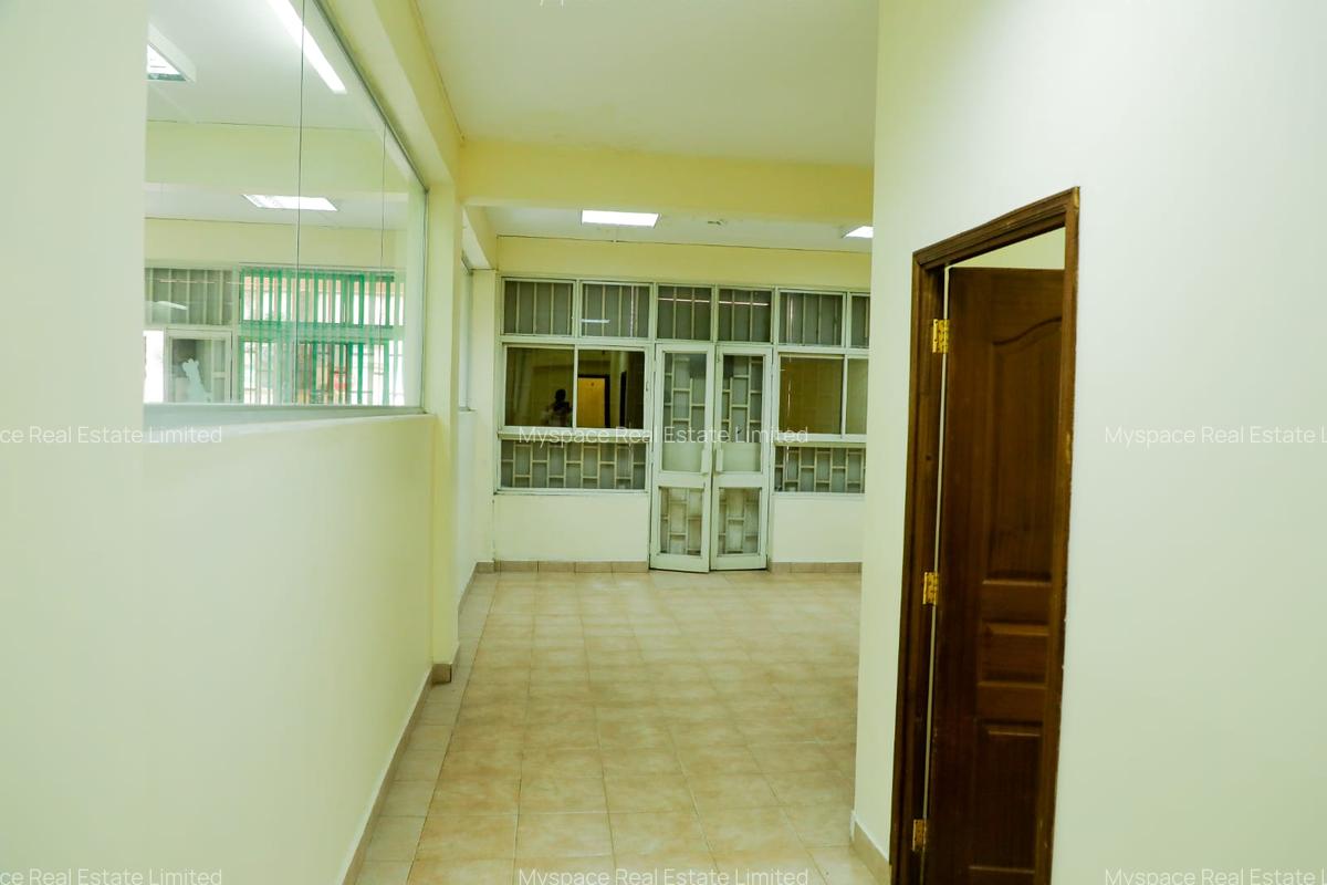 Office in Ngara - 5