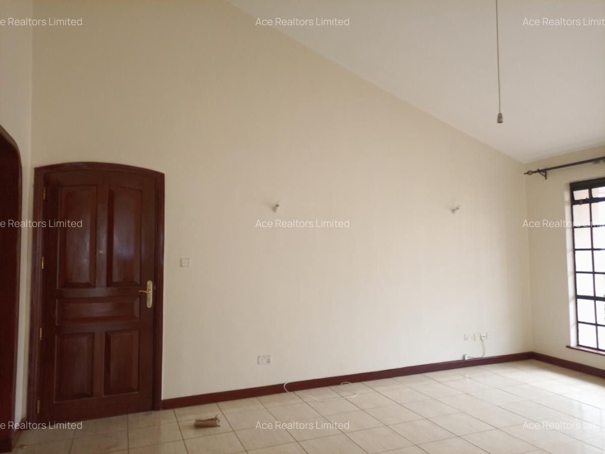 3 Bed Apartment with En Suite at Westlands - 14