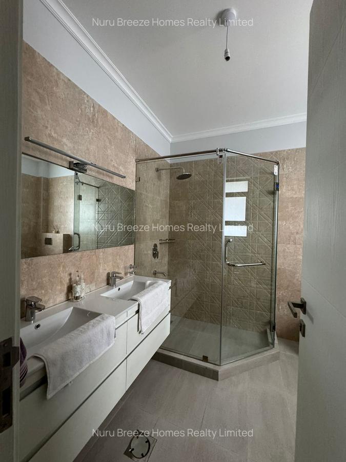 4 Bed Townhouse with En Suite in Runda - 13