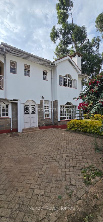 4 Bed Townhouse with En Suite at Lavington Road - 5