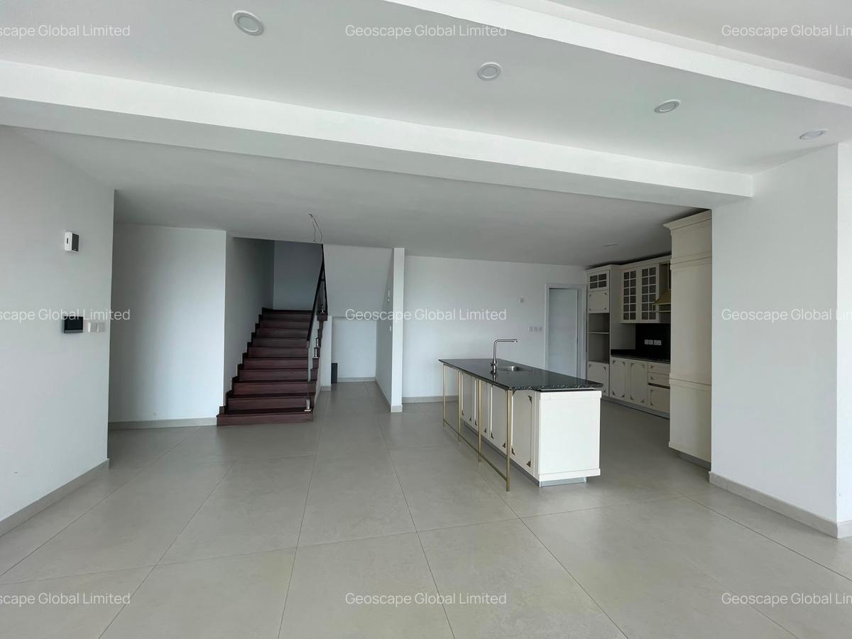4 Bed Apartment with En Suite in Westlands Area - 9