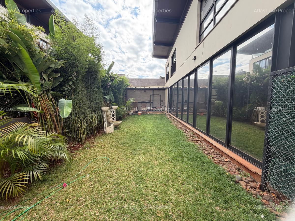 4 Bed Townhouse with En Suite in Runda - 13