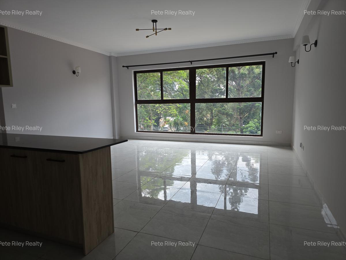 2 Bed Apartment with En Suite at School Lane - 2