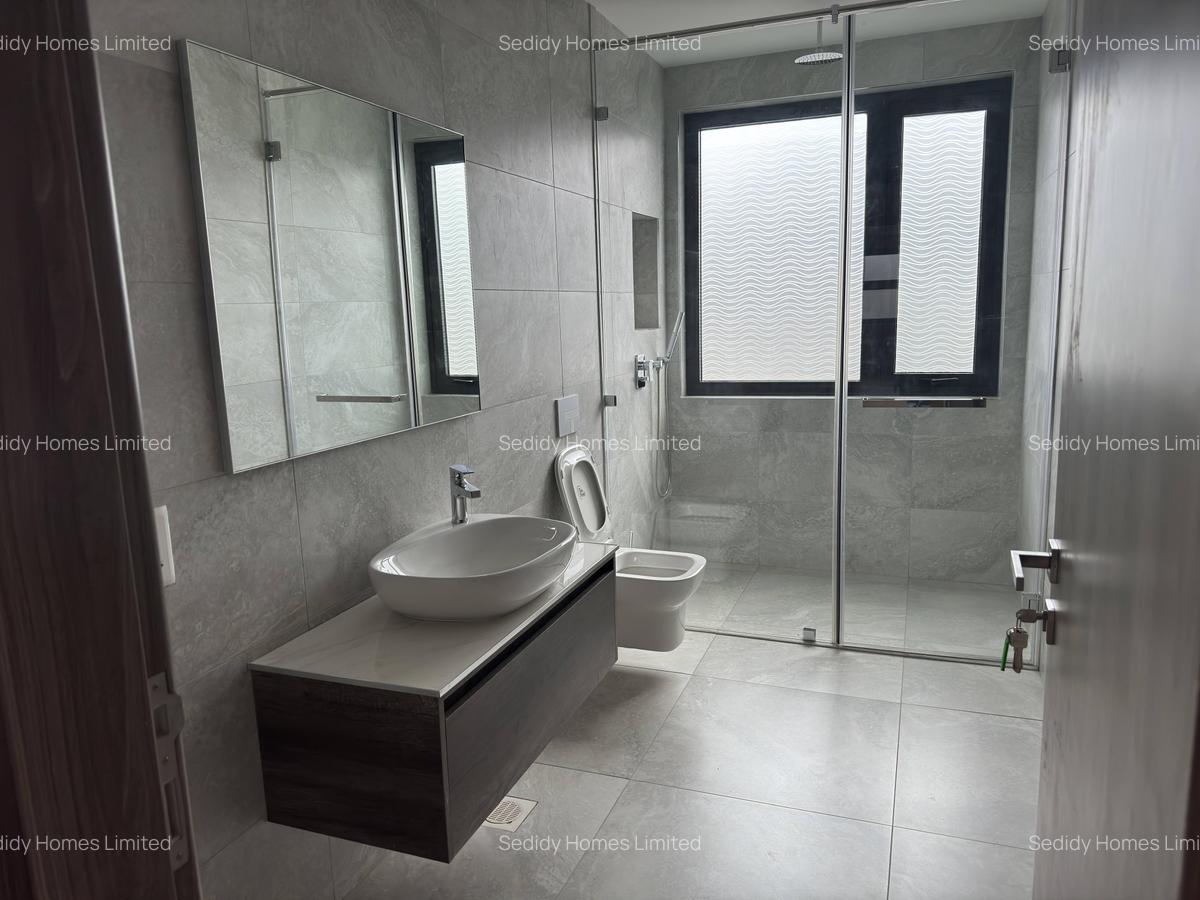 5 Bed Villa with En Suite in Lower Kabete - 18