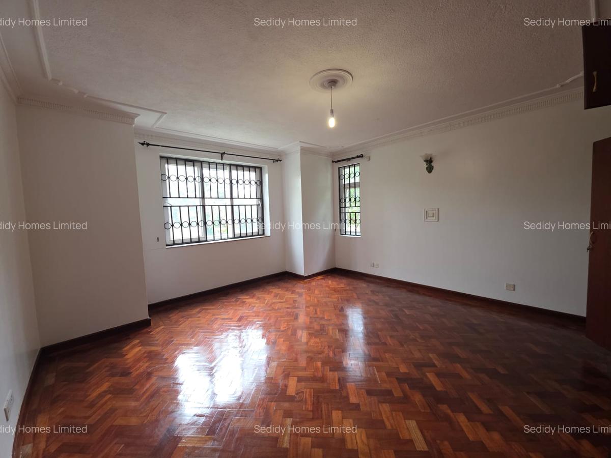 4 Bed House with En Suite in Thigiri - 7