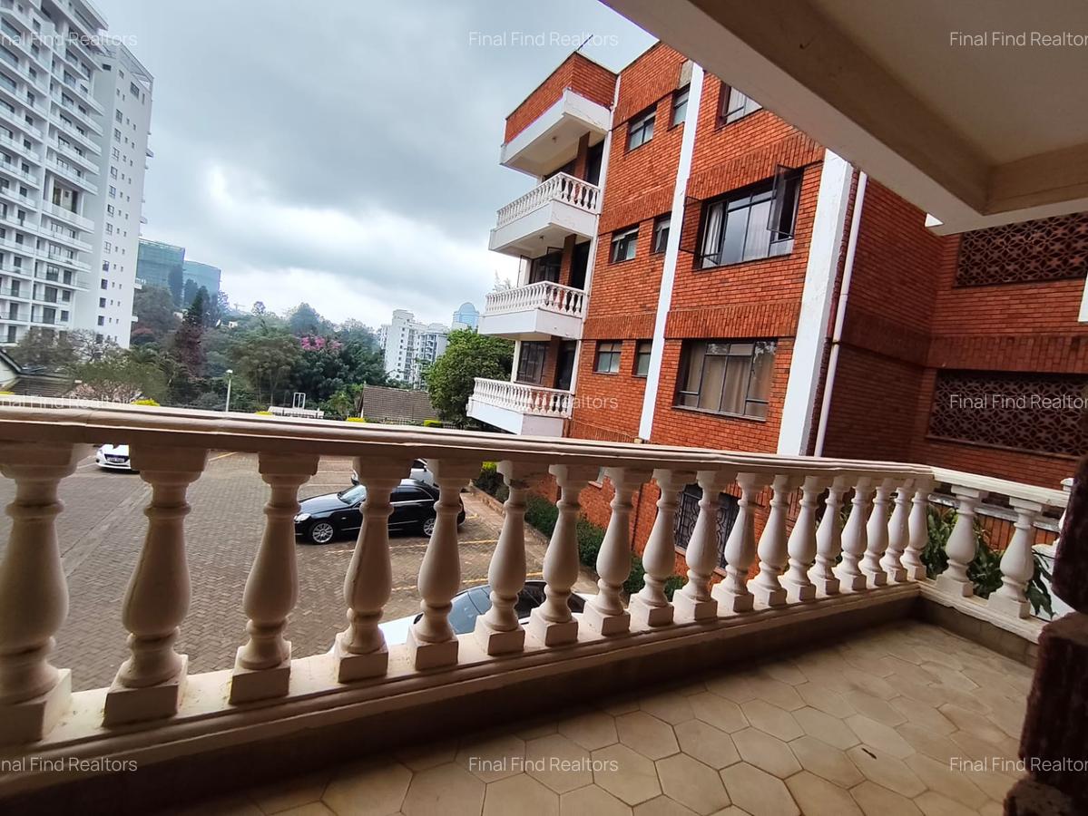 Furnished 3 Bed Apartment with Parking in Riverside - 2