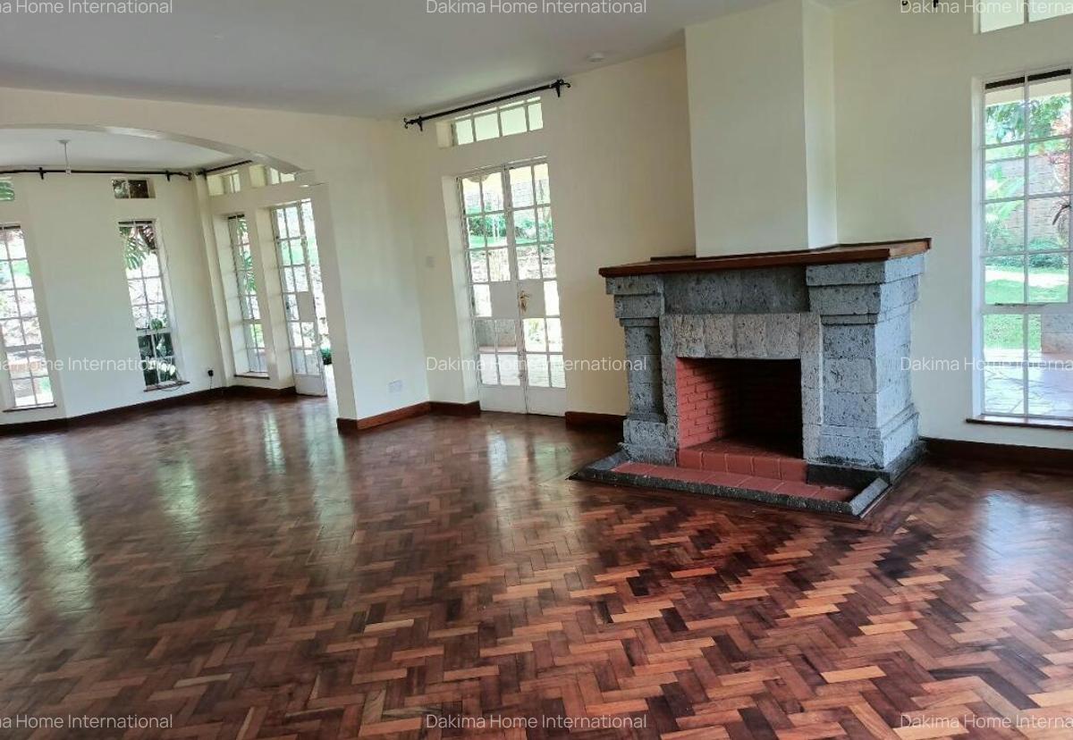 5 Bed Townhouse with En Suite in Rosslyn - 7