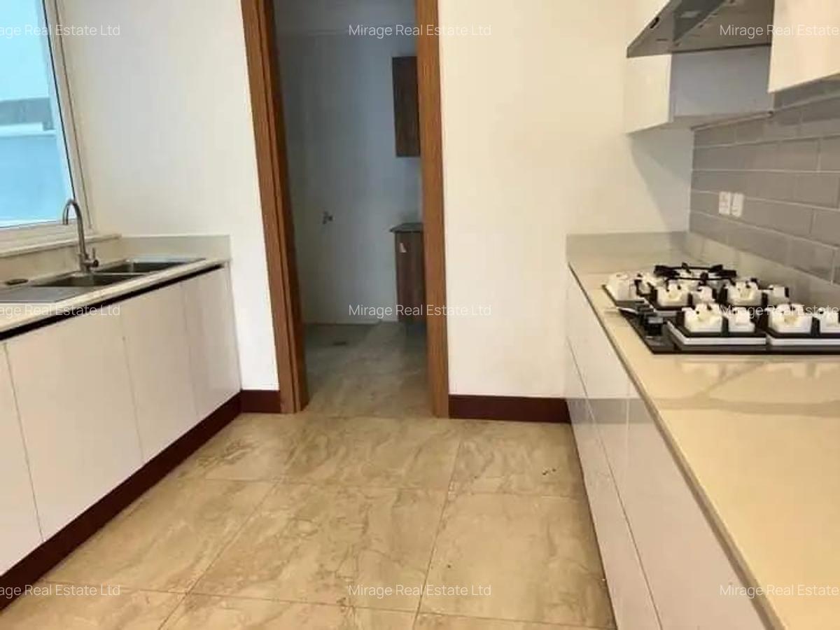 5 Bed Apartment with Swimming Pool in Parklands - 6