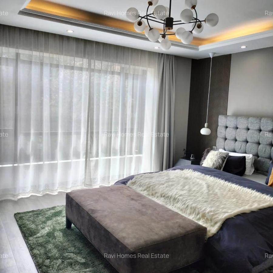 Studio Apartment with Swimming Pool at Sports Road - 14
