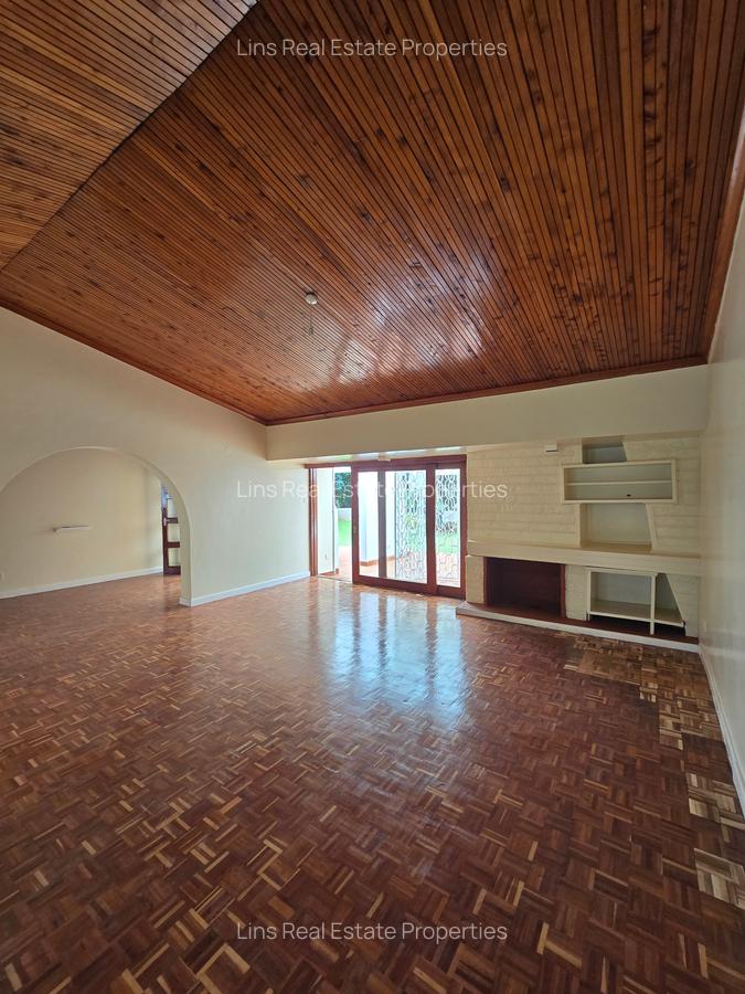 4 Bed House with En Suite in Gigiri - 10