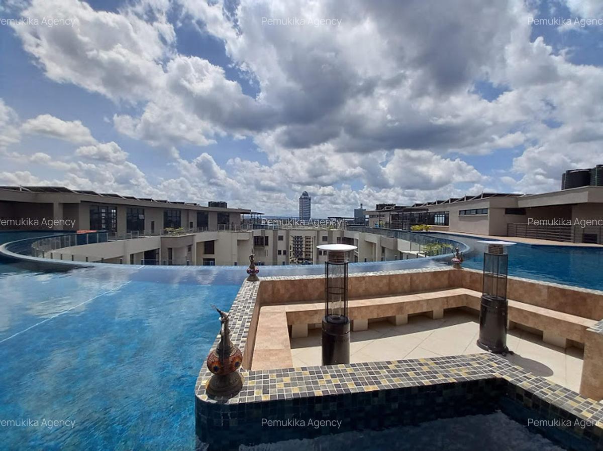 3 Bed Apartment with En Suite in Riverside - 1