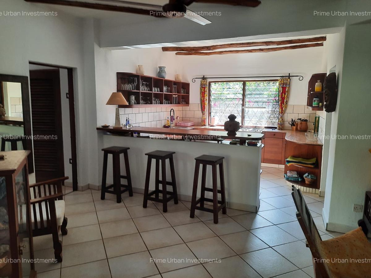 2 Bed House with En Suite in Mtwapa - 12